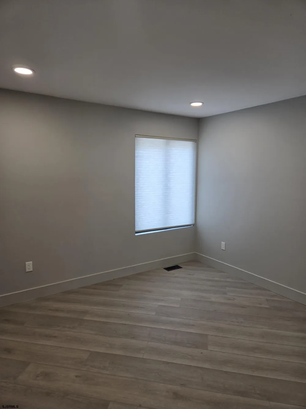 17 Tilton Club Egg Harbor Township, NJ 08234