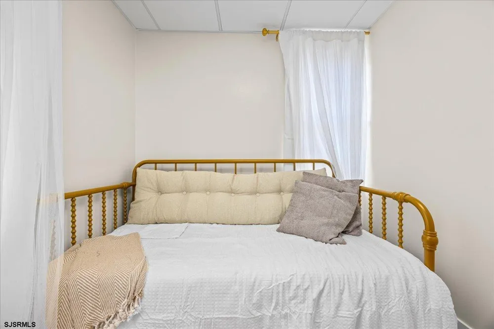 701 E 4th Street Ocean City, NJ 08226
