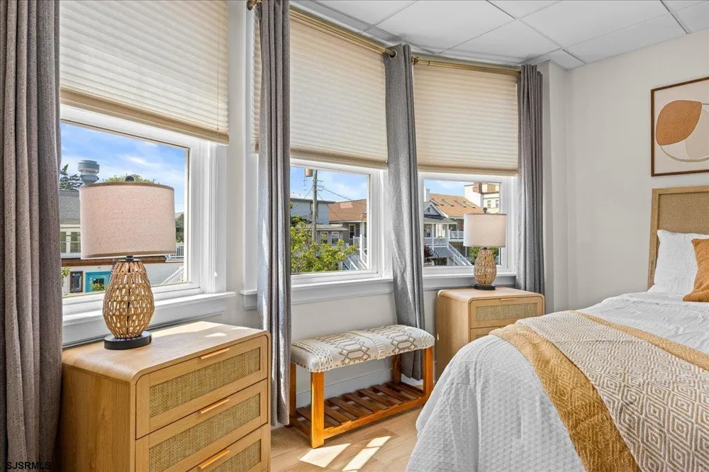 701 E 4th Street Ocean City, NJ 08226