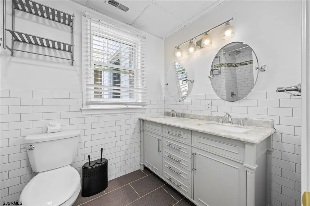 701 E 4th Street Ocean City, NJ 08226