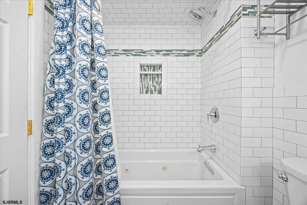 701 E 4th Street Ocean City, NJ 08226