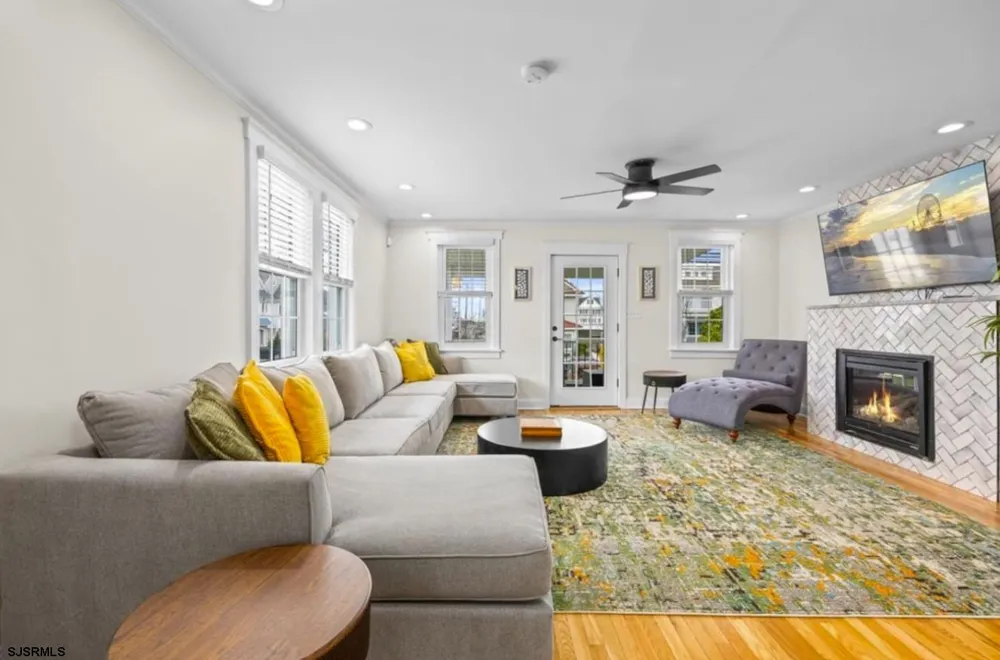 1 E 10th Street Ocean City, NJ 08226