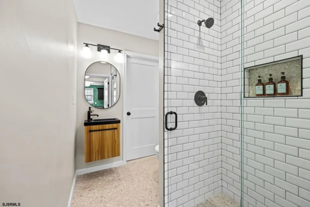 1 E 10th Street Ocean City, NJ 08226