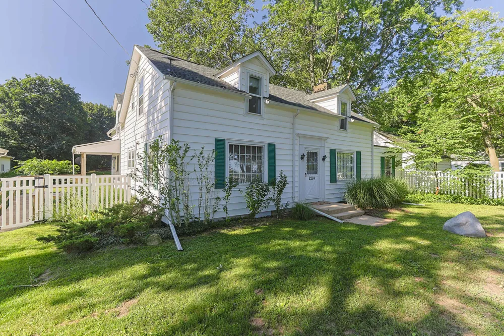 2274 Yankee Street Niles, MI 49120