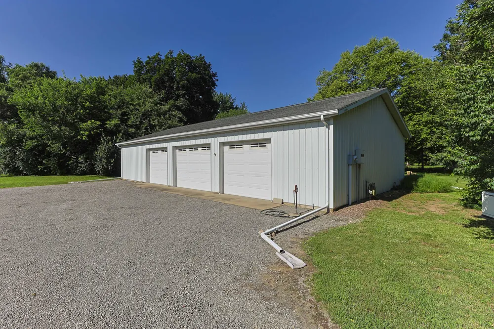2274 Yankee Street Niles, MI 49120