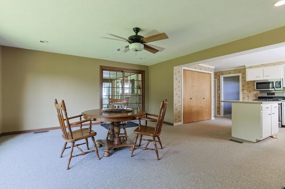 2274 Yankee Street Niles, MI 49120