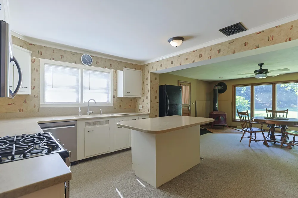 2274 Yankee Street Niles, MI 49120