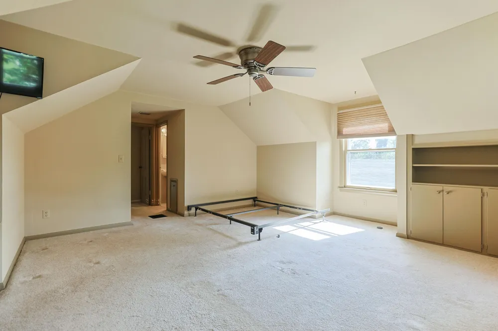 2274 Yankee Street Niles, MI 49120