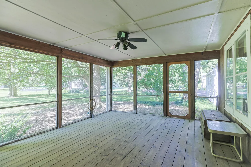 2274 Yankee Street Niles, MI 49120