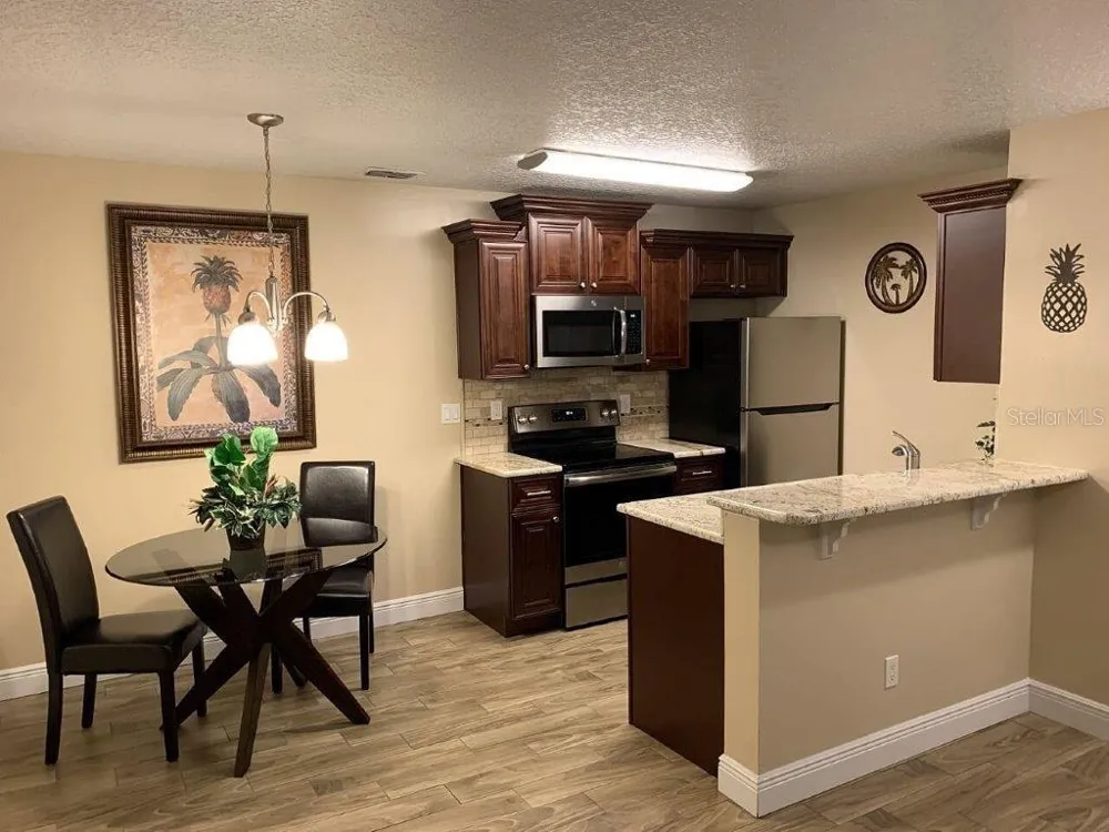 2612 GRASSY POINT DRIVE #102 Lake Mary, FL 32746