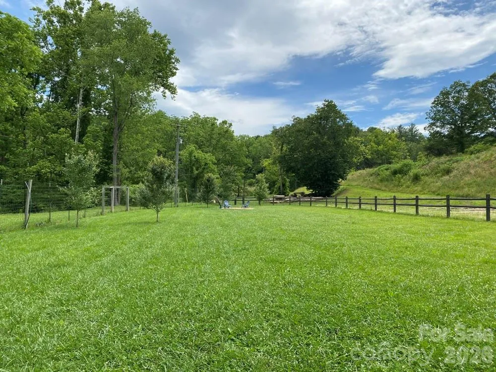 48 Sweet Fern Parkway #59 Asheville, NC 28804