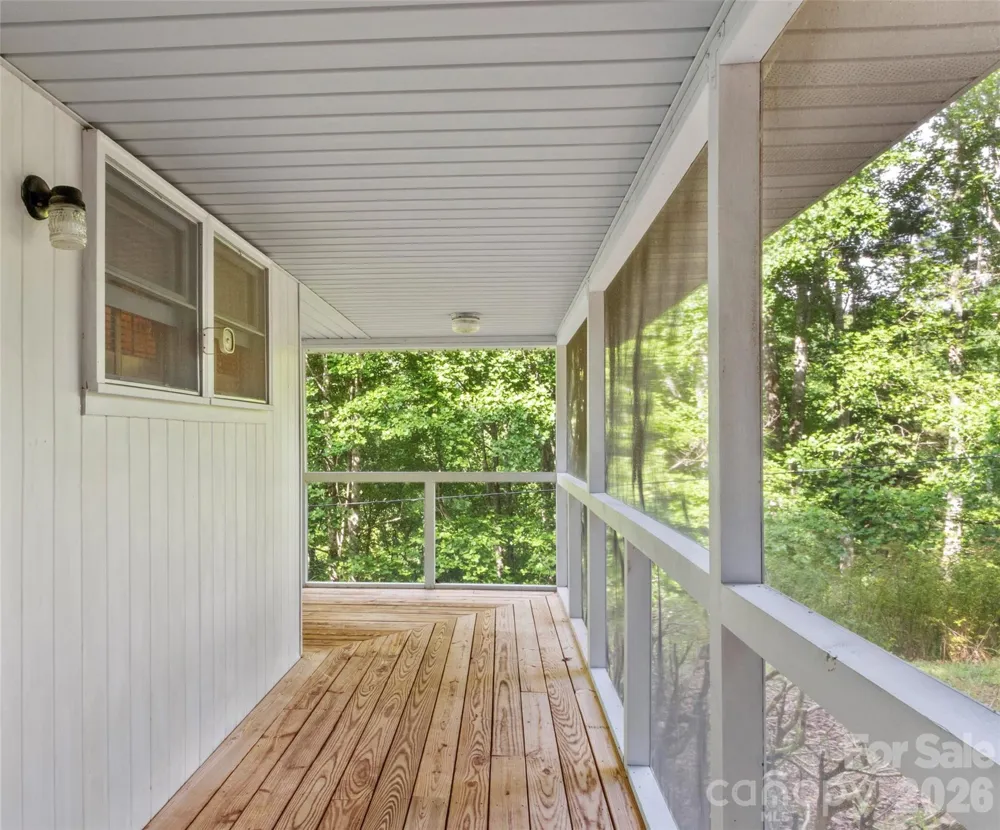 144 Florida Hill Drive Green Mountain, NC 28740