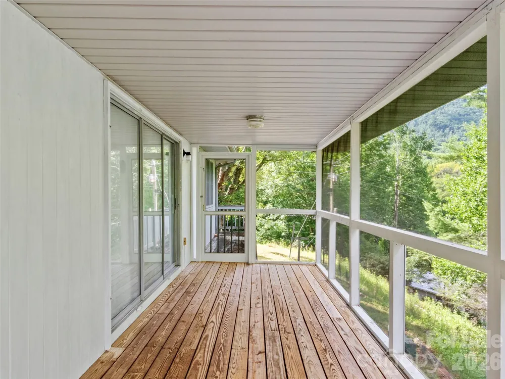 144 Florida Hill Drive Green Mountain, NC 28740