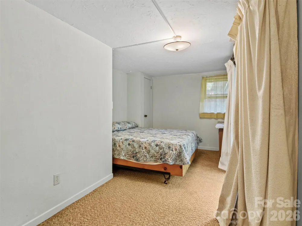 144 Florida Hill Drive Green Mountain, NC 28740