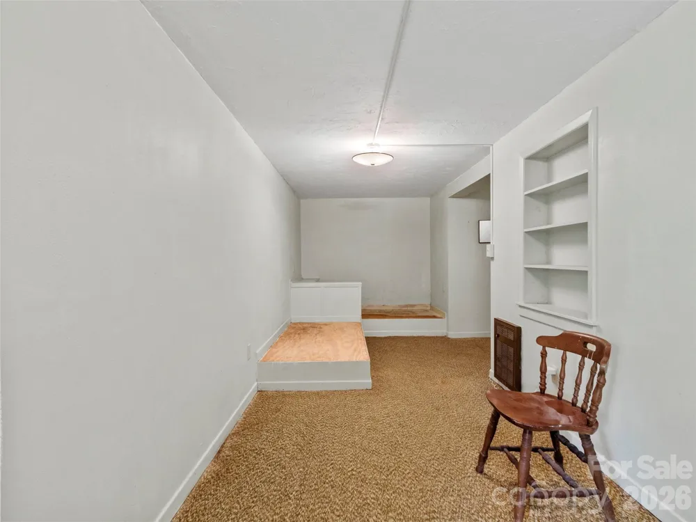144 Florida Hill Drive Green Mountain, NC 28740