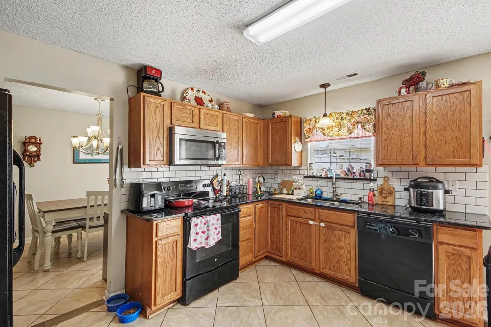2026 Edenderry Drive Statesville, NC 28625