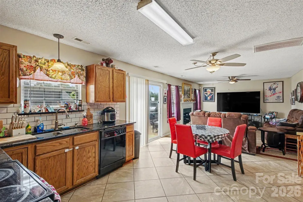 2026 Edenderry Drive Statesville, NC 28625