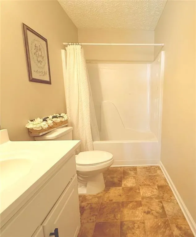 419 Etowah Valley Way Woodstock, GA 30189