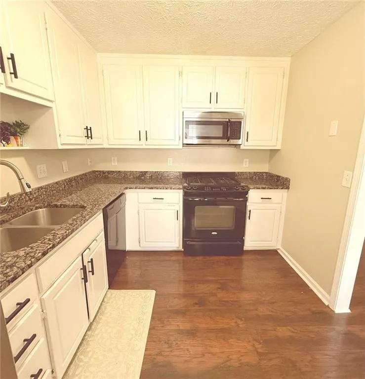 419 Etowah Valley Way Woodstock, GA 30189