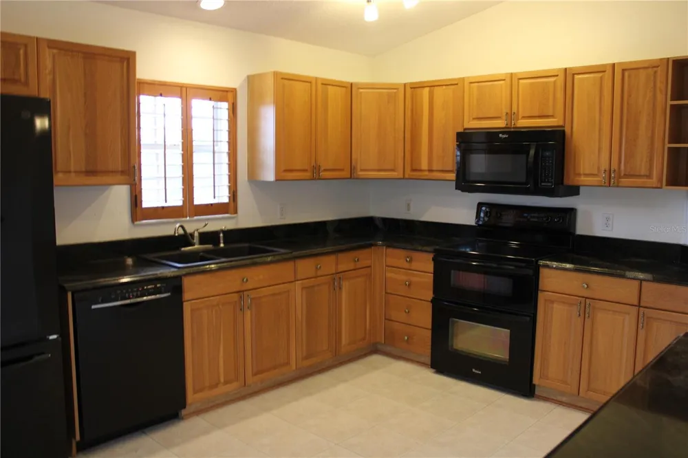 1702 FAIRWAY TRACE #1702 Palmetto, FL 34221