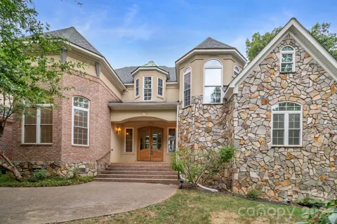 3248 The Knoll Lane