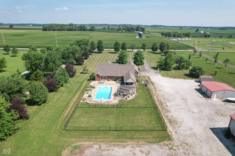 5425 E 700 Franklin, IN 46131