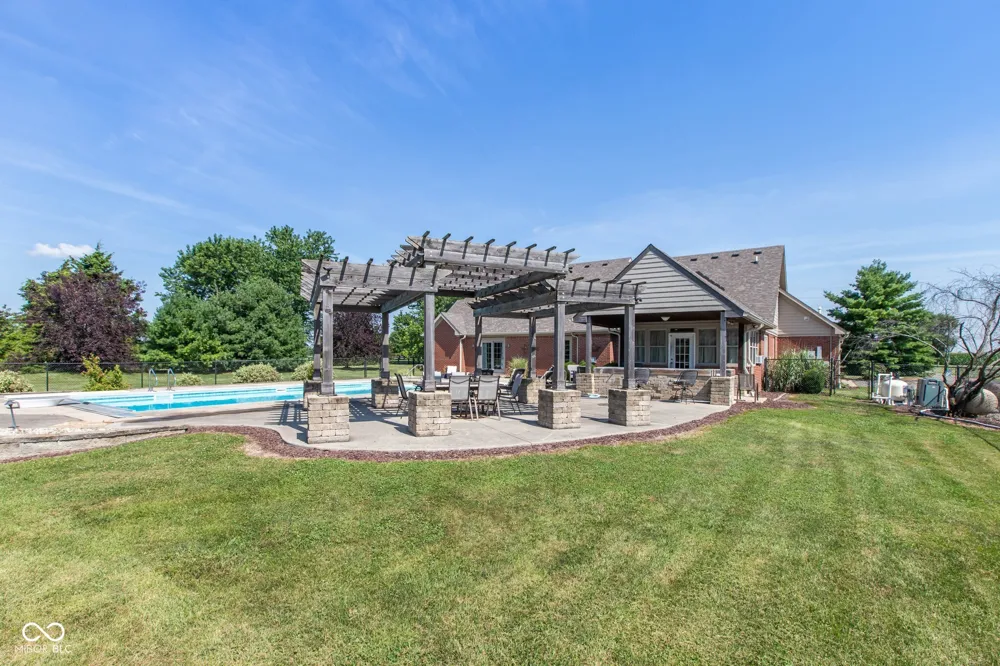 5425 E 700 Franklin, IN 46131