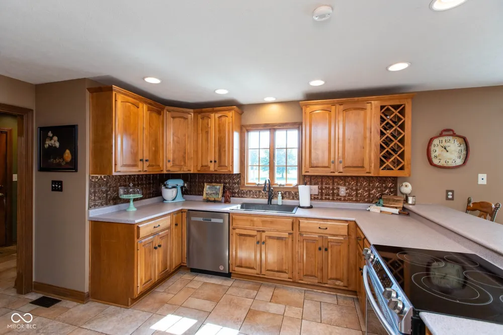 5425 E 700 Franklin, IN 46131