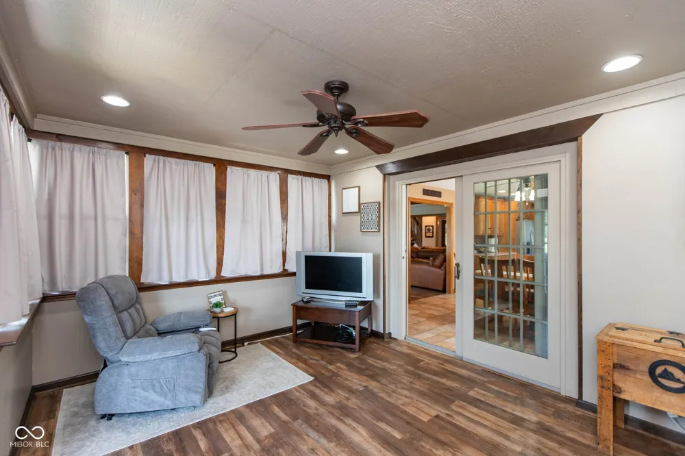 5425 E 700 Franklin, IN 46131
