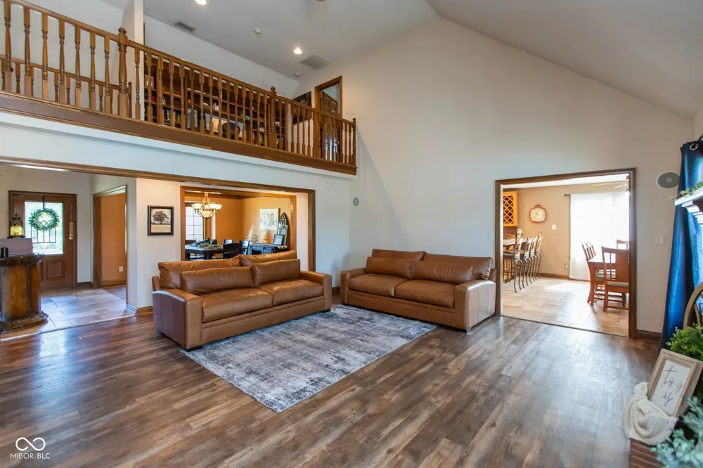 5425 E 700 Franklin, IN 46131