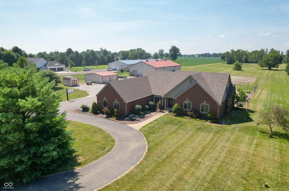 5425 E 700 Franklin, IN 46131