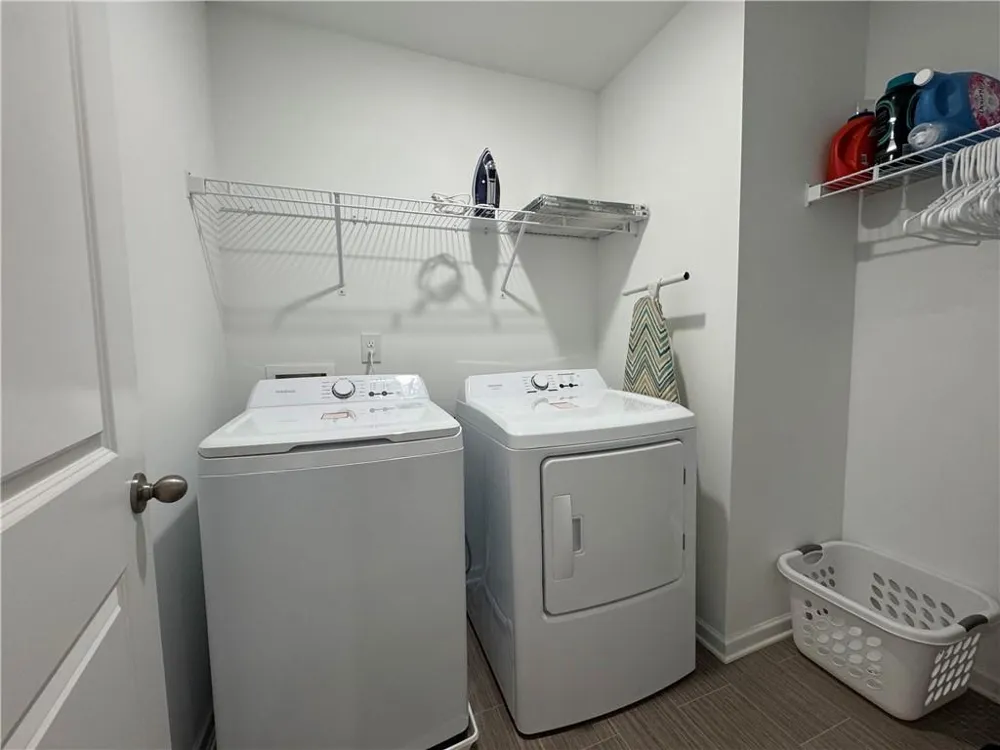 1433 Ben Park Way Grayson, GA 30017