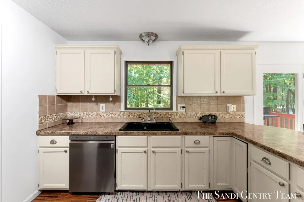 14504 Cameron Court Grand Haven, MI 49417