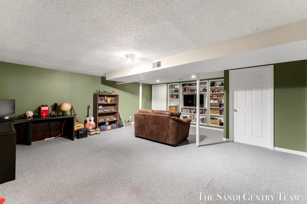 14504 Cameron Court Grand Haven, MI 49417