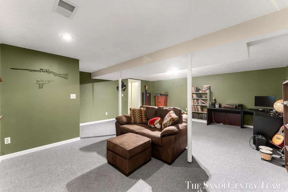 14504 Cameron Court Grand Haven, MI 49417