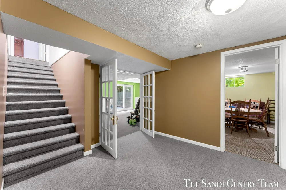 14504 Cameron Court Grand Haven, MI 49417