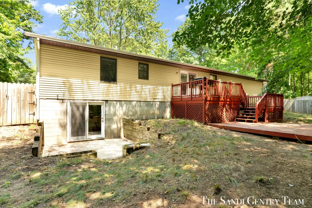 14504 Cameron Court Grand Haven, MI 49417
