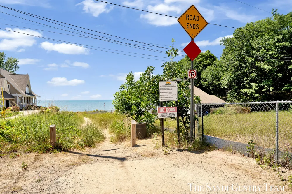 14504 Cameron Court Grand Haven, MI 49417