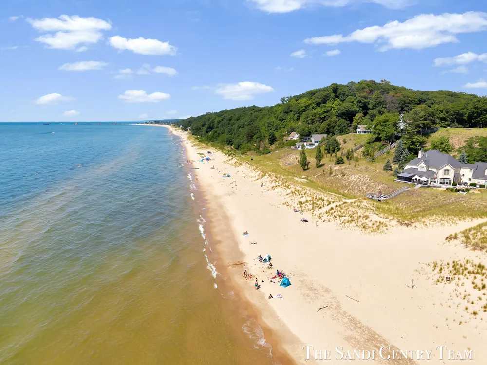 14504 Cameron Court Grand Haven, MI 49417