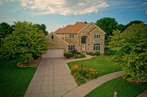 1931 Cherrywood Court