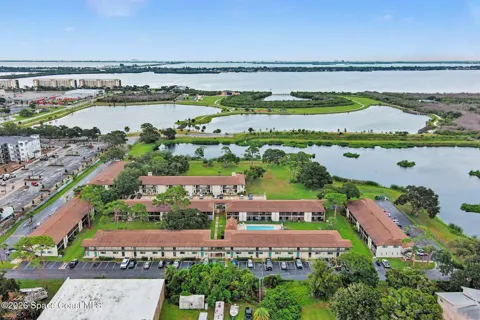 420 Catamaran Drive #99