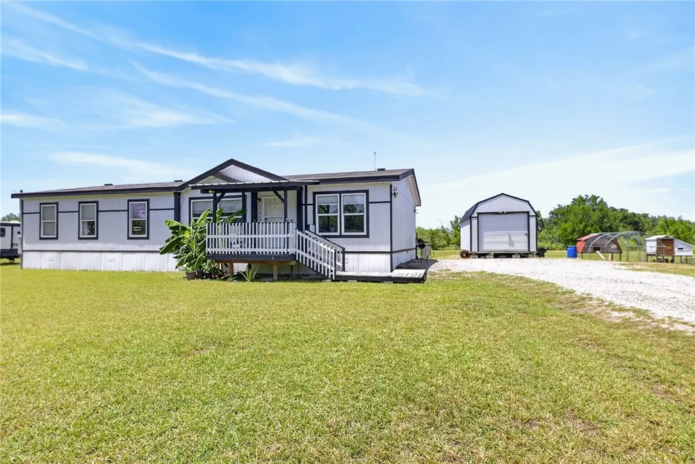 15060 County Road 984 Sinton, TX 78387