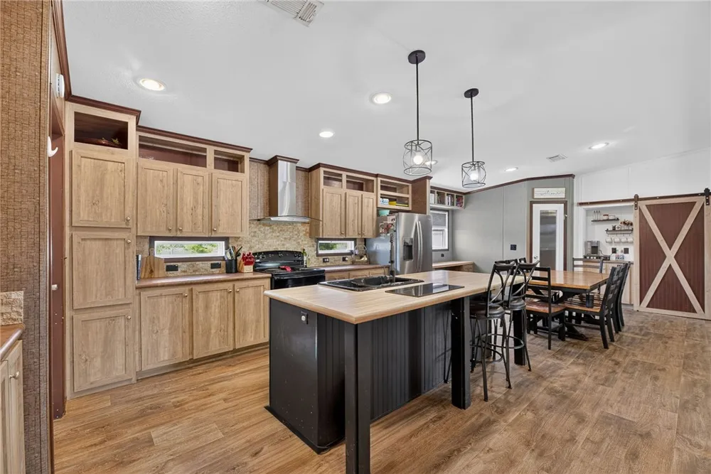 15060 County Road 984 Sinton, TX 78387