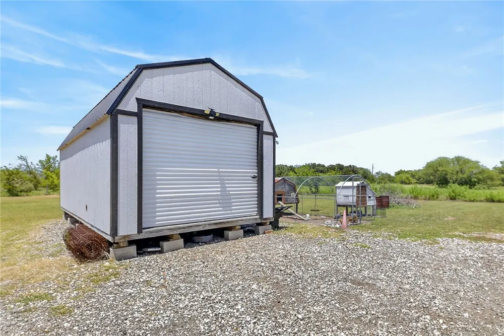 15060 County Road 984 Sinton, TX 78387