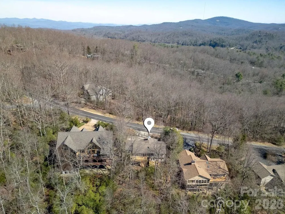 416 Kanasgowa Drive Brevard, NC 28712
