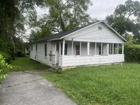 523 W Gordon Avenue