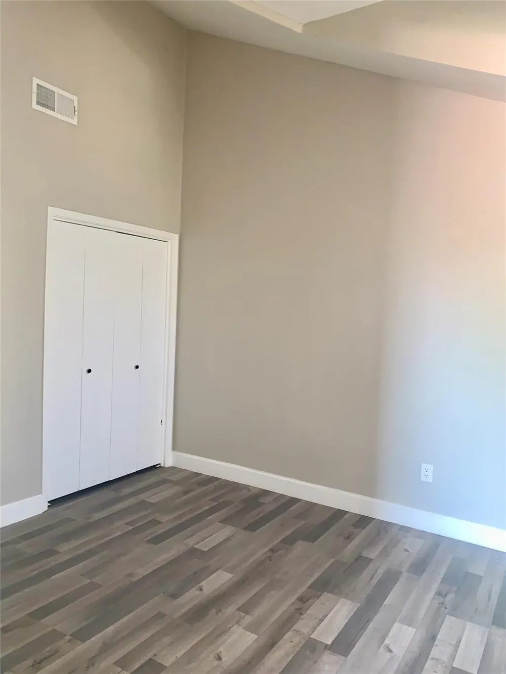 4807 Forest Court Baytown, TX 77521