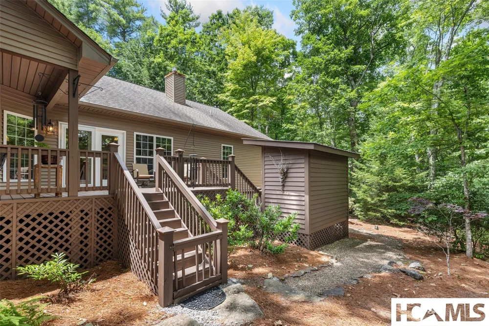 141 Dolly Lane Highlands, NC 28741