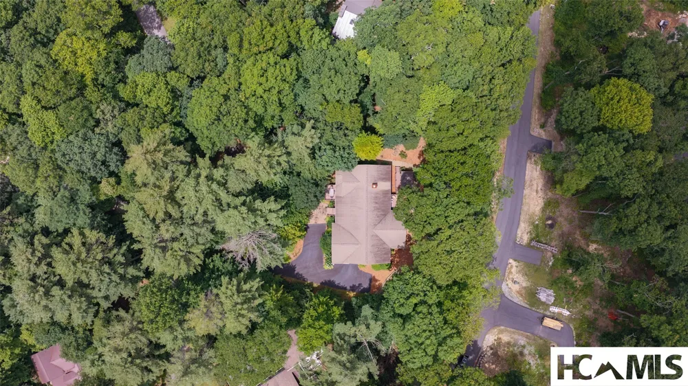 141 Dolly Lane Highlands, NC 28741