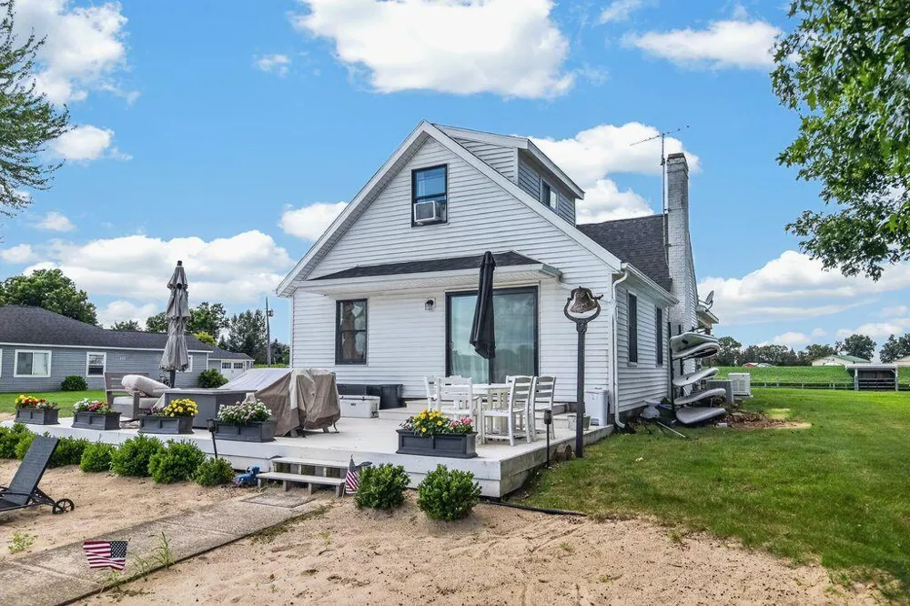 71259 Mathers Road White Pigeon, MI 49099